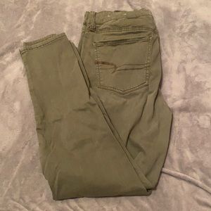 American Eagle army green jegging